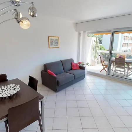 Grand 2p Avec Parking Et Terrasse, Piscine Sur Le Toit, Proche Des Plages A - Fr-1-196-172 公寓 *